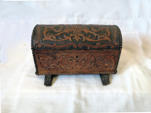 Antique Cigarettes Box - Image 10