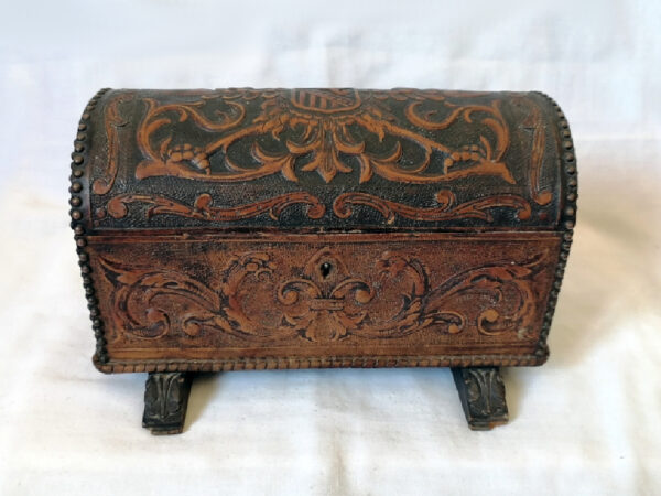 Antique Cigarettes Box