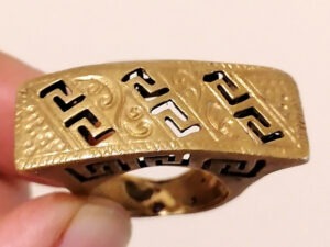 jewelry gold silver art decor
