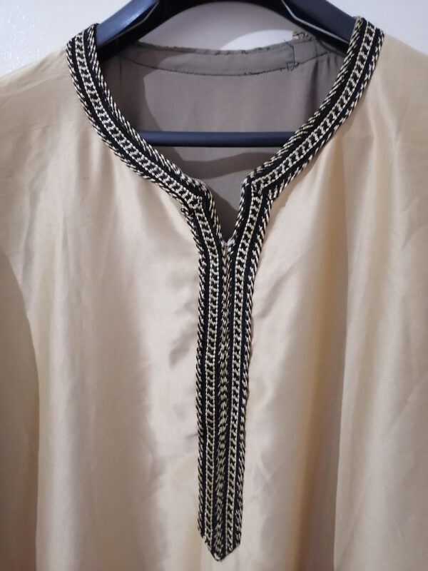 Traditional Moroccan Kaftan - Image 3