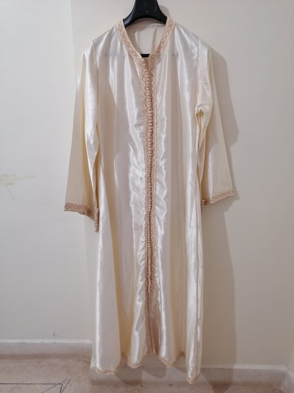 Traditional Moroccan Kaftan - Image 9