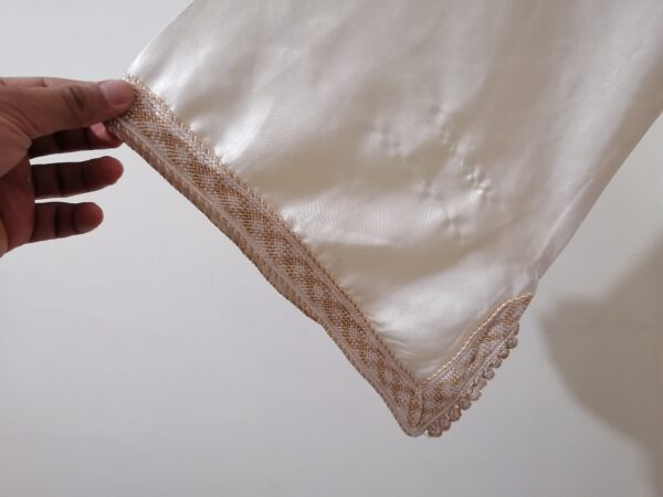 Traditional Moroccan Kaftan - Image 12