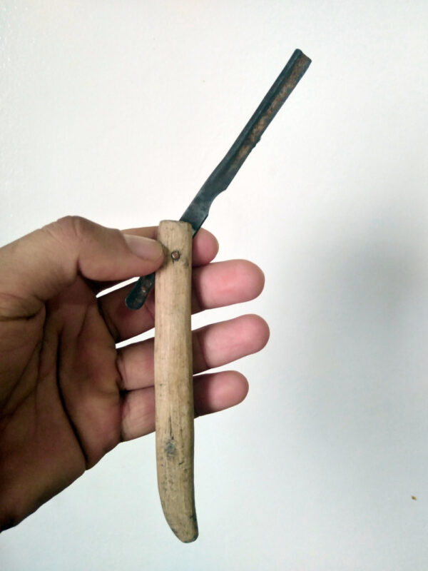Primitive Razor Blade - Image 3