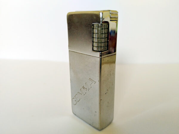 Vintage Cigarette Lighter Gas - Image 3