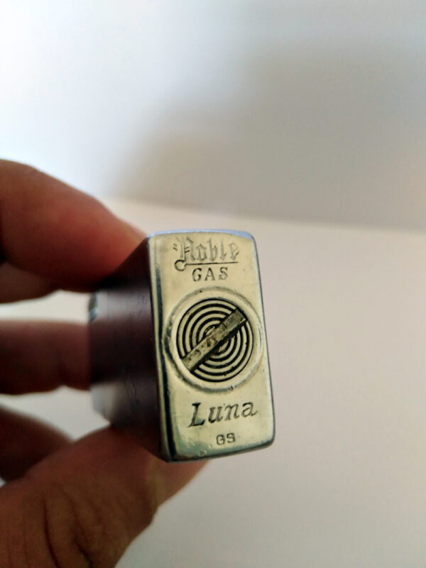 Vintage Cigarette Lighter Gas - Image 8