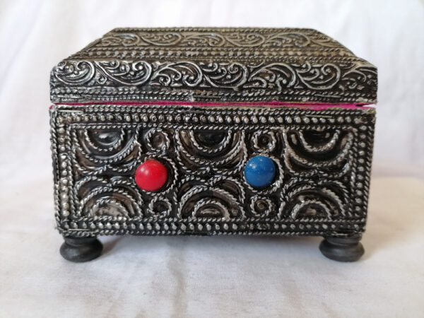 Traditional Cigarettes Box - Image 2